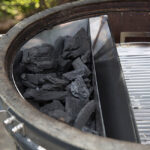 Корзина для копчения Slow ‘N Sear Deluxe для грилей 57 см с углем