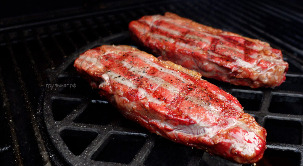 стейки на гриле