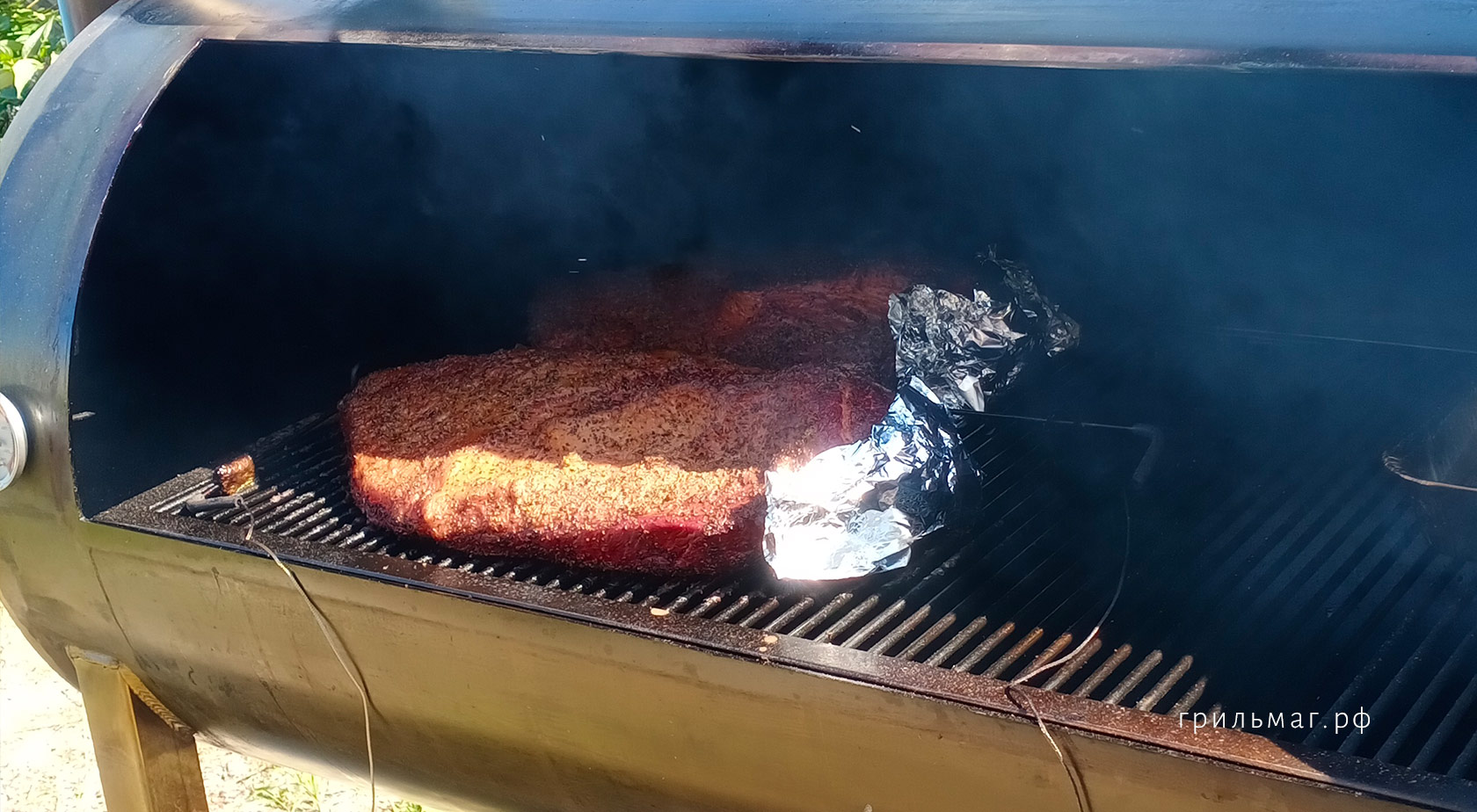 Что можно приготовить на офсетном смокере, а что — нельзя